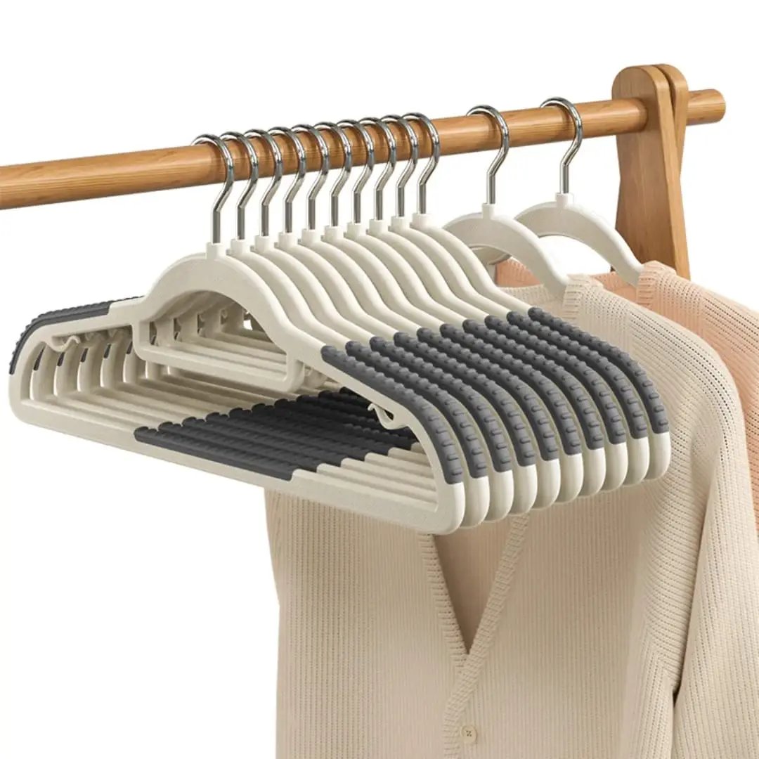 Non-Slip Plastic Clothes Hangers (10 pcs) Hangers Hangers
