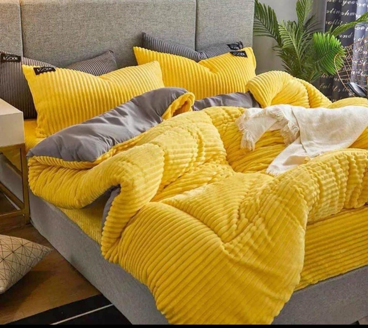 High-Quality Velvet Duvet Set TC/Weaver 6x6 with Bedsheet and Pillowcases