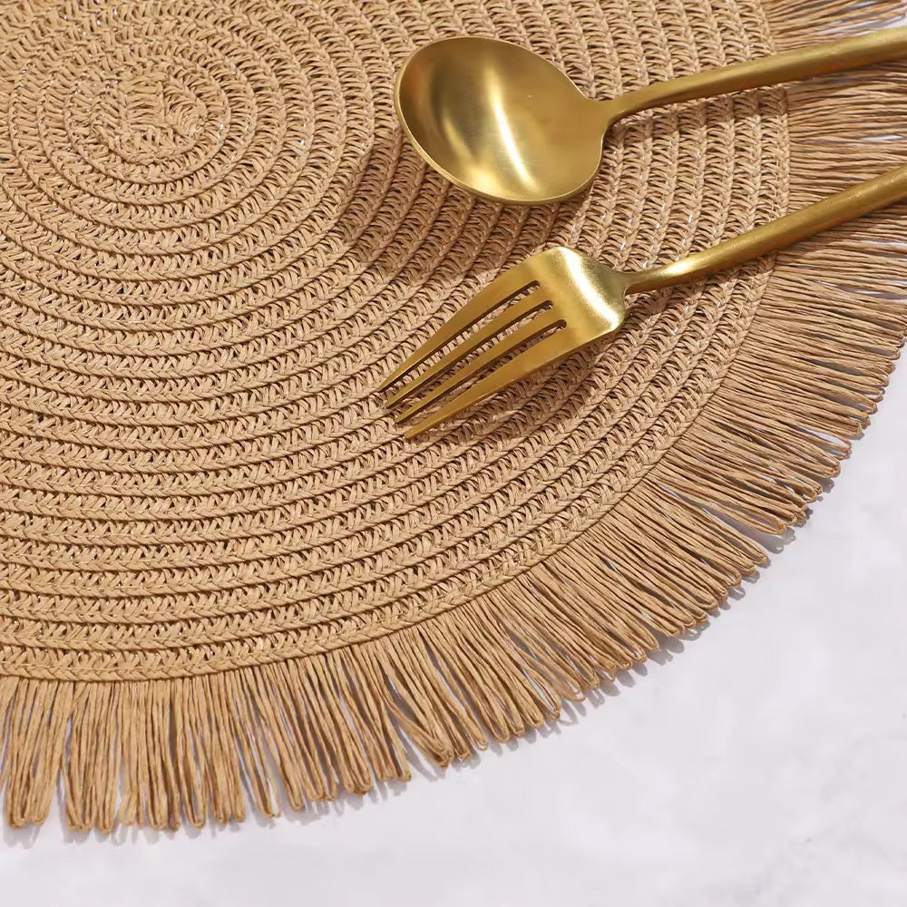 6-Piece Woven Round Placemats – High-Quality Heat-Resistant Table Mats (38cm, Beige & Brown)