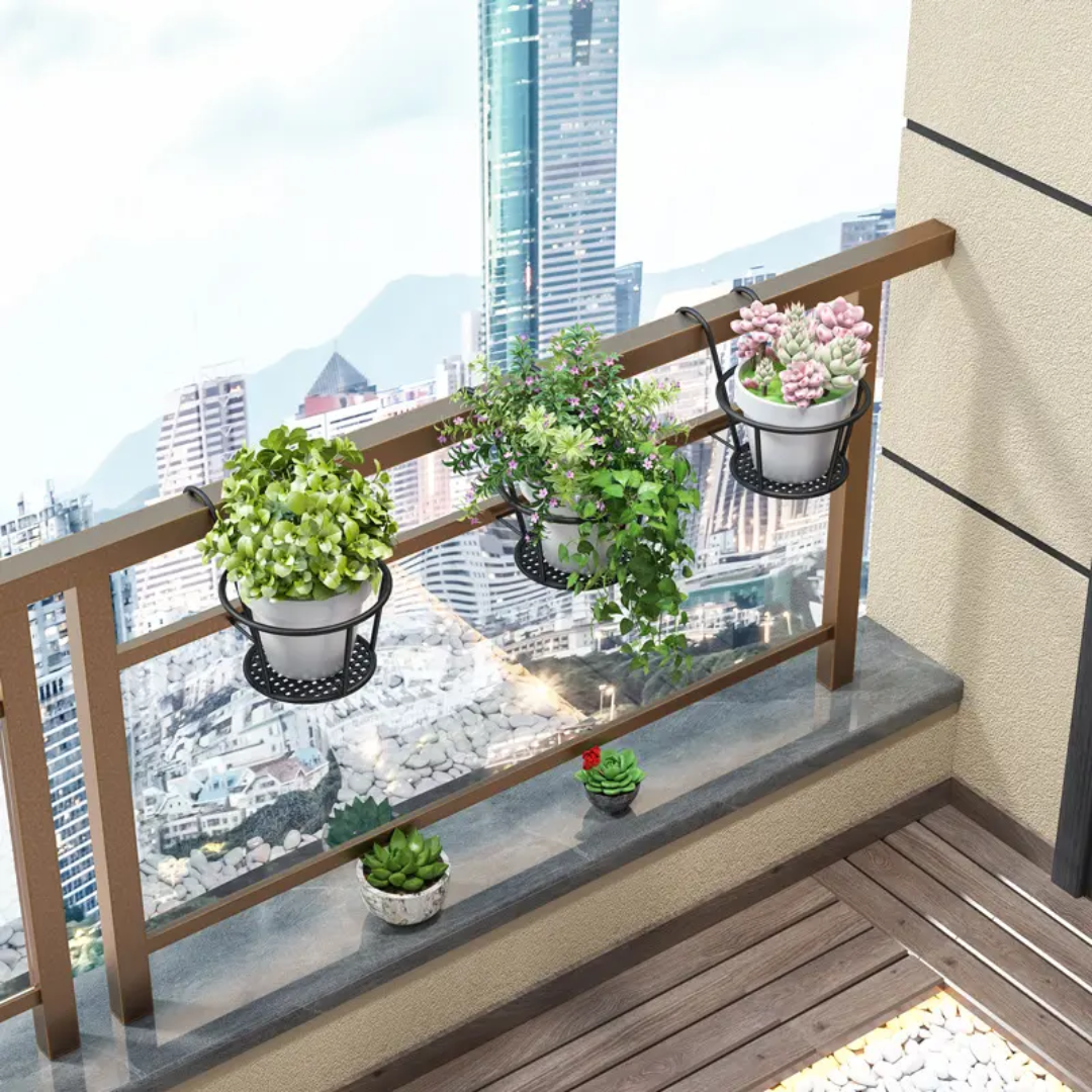Furaha Finds Metallic Over-the-Balcony Flower Pot Holder – Rust-resistant metal plant holder for balcony railings