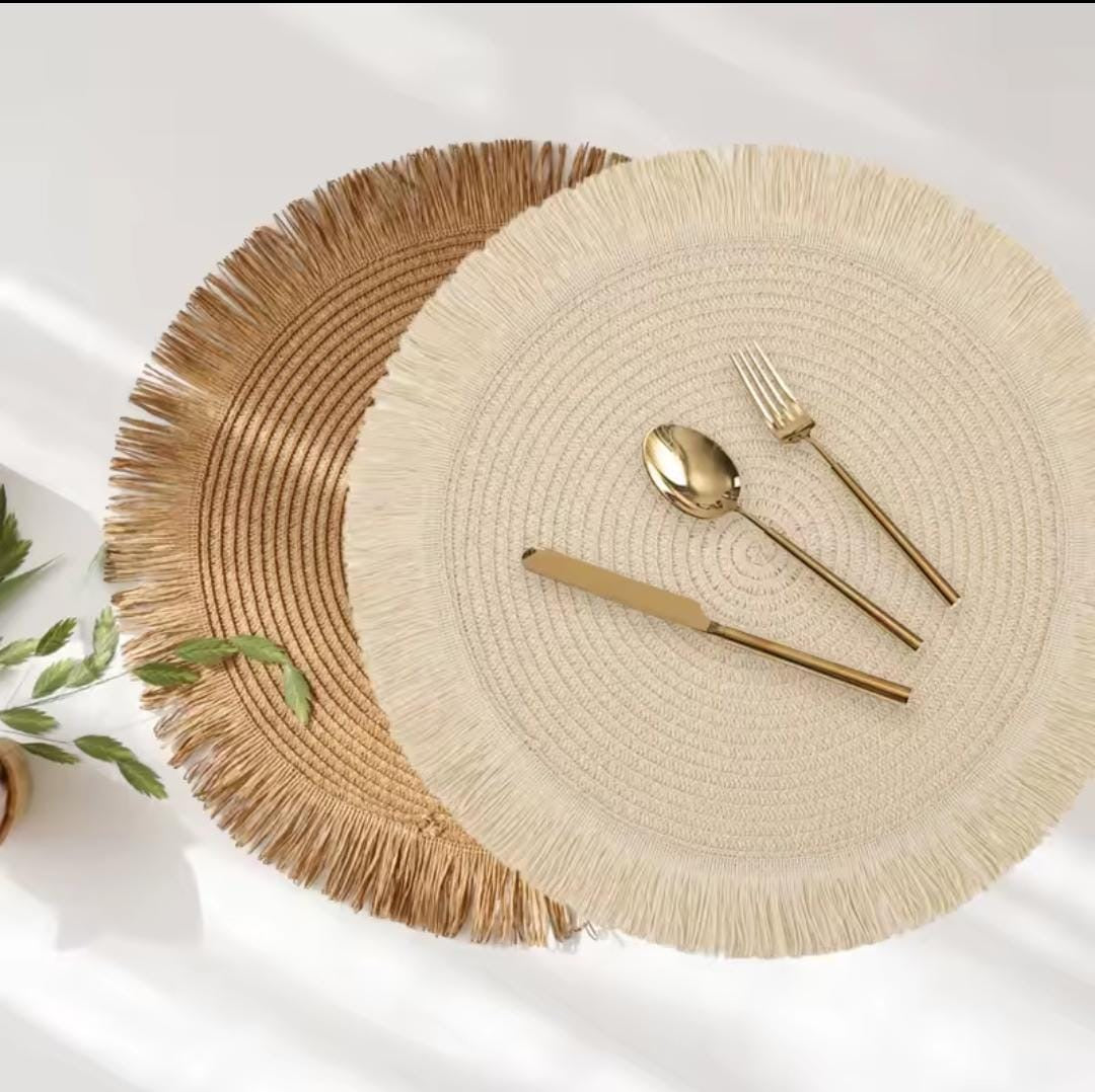 6-Piece Woven Round Placemats – High-Quality Heat-Resistant Table Mats (38cm, Beige & Brown)