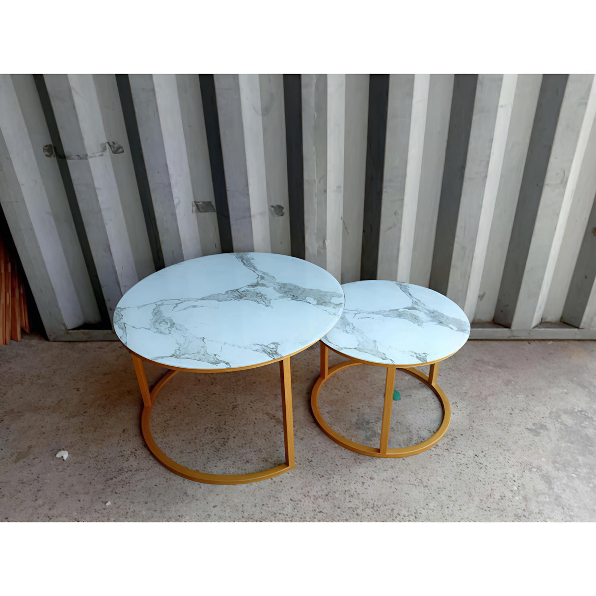 2 Piece Round Marble-Top Nesting Coffee Table Set–Gold Base