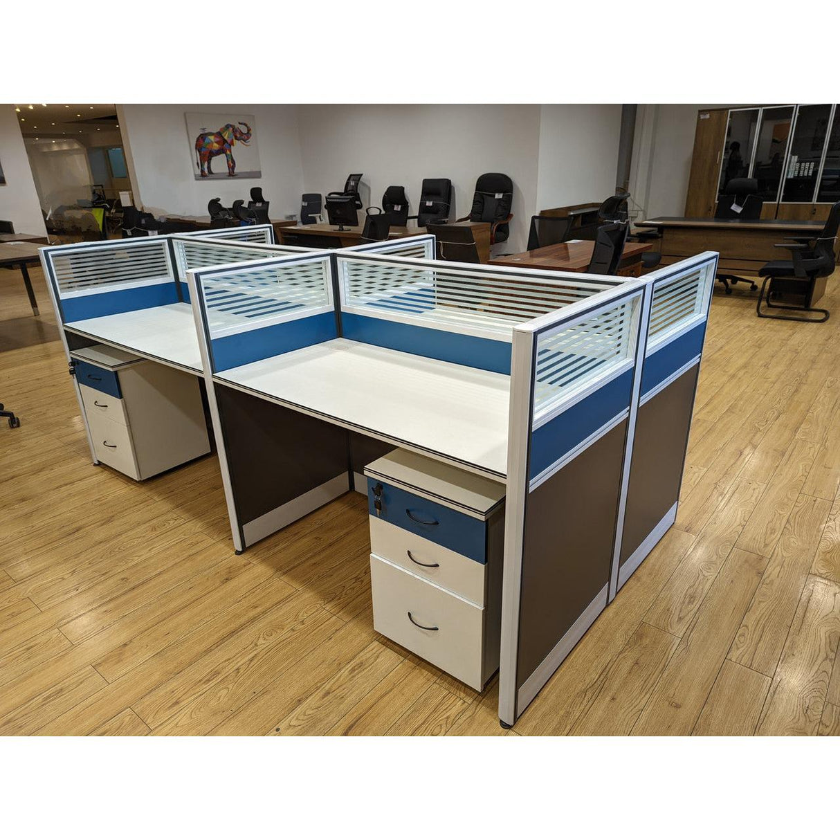 4 Person Modular Office Workstation Desk with Partition Panels and Storage
