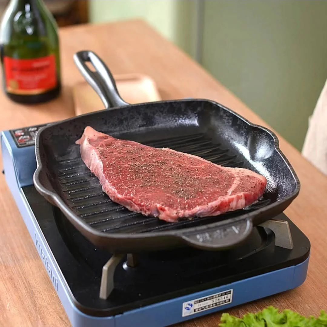 5pcs Heavy-Duty Cast Iron Cooking, Baking & Serving Set Black Finish Only Cookware Sets