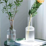 6-Piece Ribbed Glasses with Gold Rim & Matching Decanter – Elegant Drinkware Set