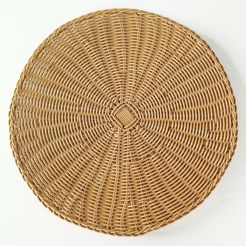 6pc Woven Rattan-Like Table Mats Set Heat-Resistant Dining Placemats