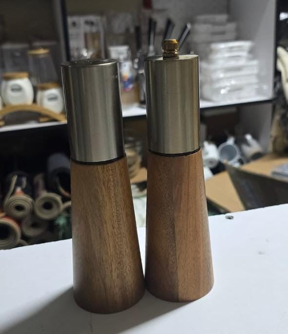 Luxury Acacia Wood Pepper & Salt Grinder Set – 2pcs Stainless Steel Mill (18cm)