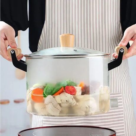 Highly Heat Resistant Borosilicate Cooking Pot with Wooden handles 3.5L Capacity