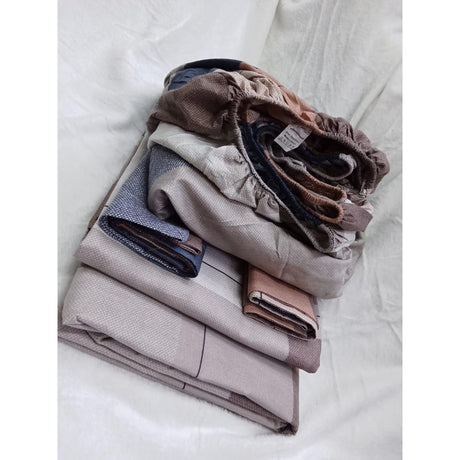 Cotton Bedsheets Set | 2 Flat Bedsheets, 1 Fitted Bedsheet, 2 Pillowcases | Size 6*7