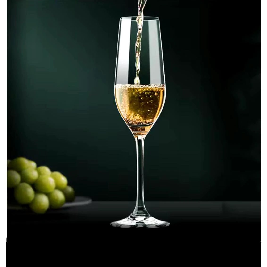 Durable Quality: Made from sturdy glass, enhancing both clarity and durability. Perfect for Celebrations: A set of 6, ideal for toasting at gatherings, parties, and special events. Tableware Stemware
