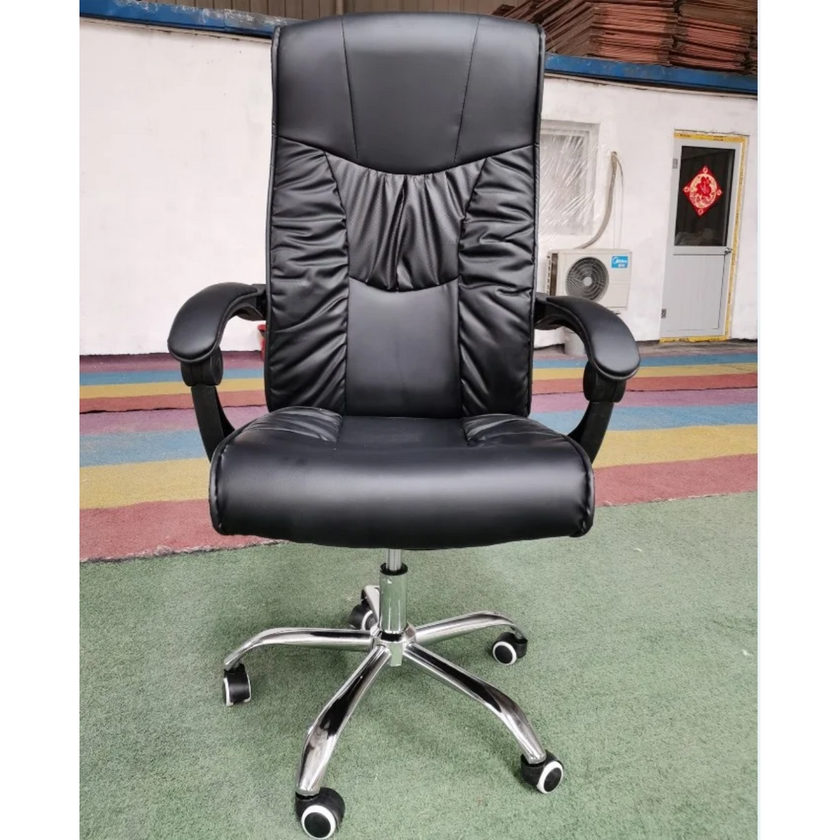 Ergonomic High-Back Executive Office Chair with Padded Armrests and Wheels