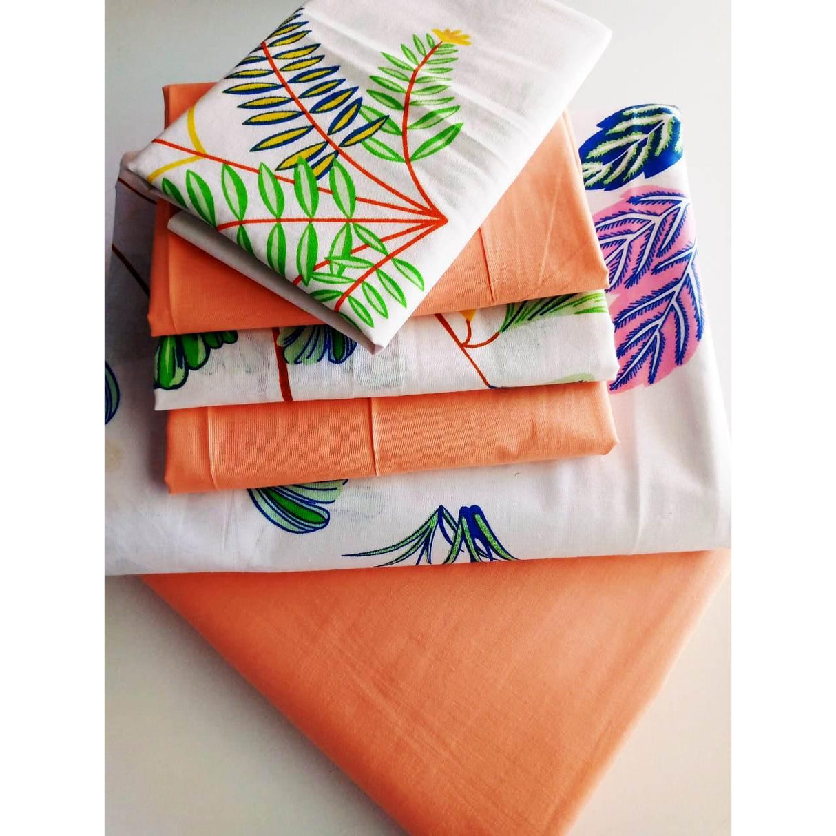 Fitted Cotton Bedsheets Set | 4 Pillowcases, 1 Fitted Sheet, 1 Flat Sheet | 100% Cotton For Softness, Comfort, and Breathability