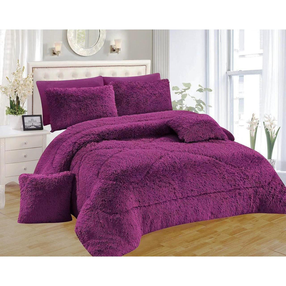 Fluffy Duvet Set with 4 Pillowcases and 1 Bedsheet | Soft and Cozy Bedding