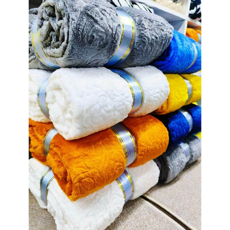 Geometric Pattern Soft Fleece Blankets, Size: 6 by 6 | Lightweight And Easy To Layer, Enhancing Both Comfort And Visual Appeal