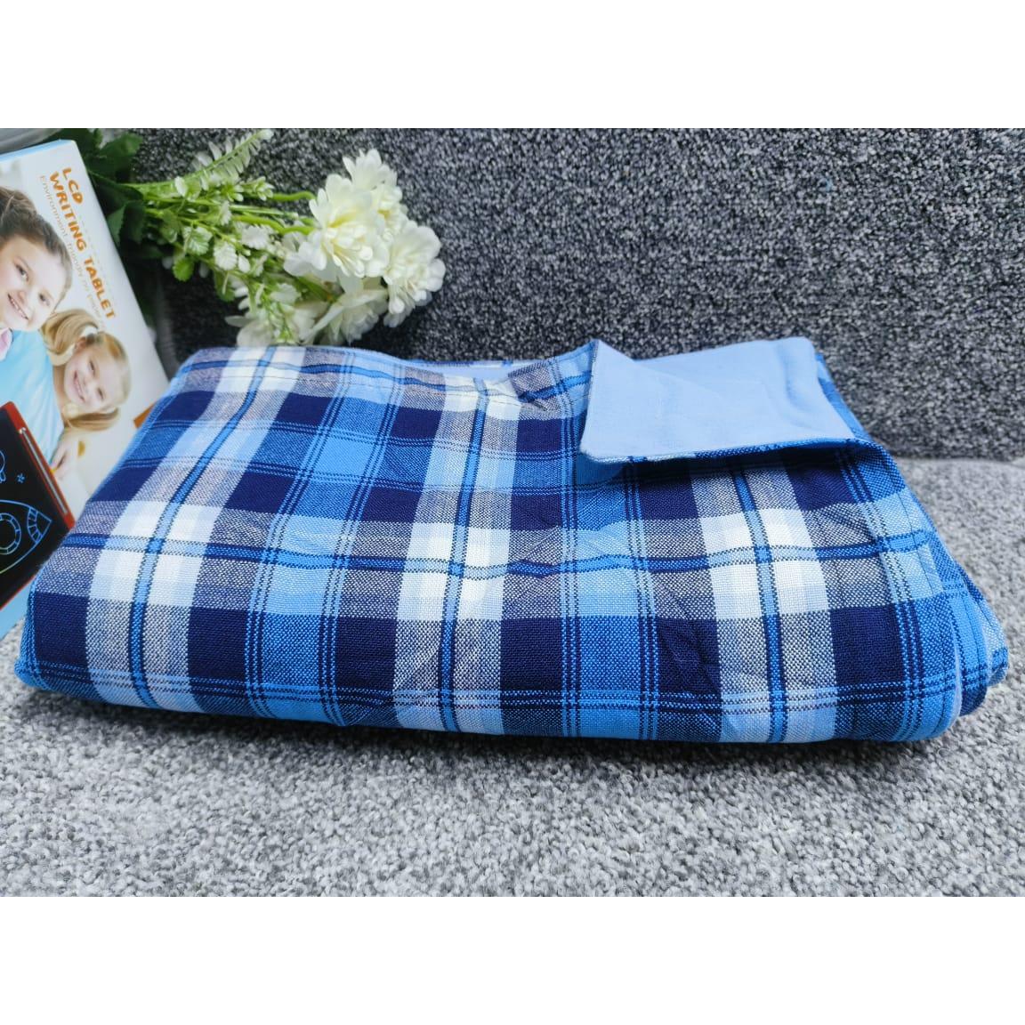 High Quality Maasai Fleece Blanket | 150cm x 200cm (5 by 6)| Vibrant & Cozy Traditional Design