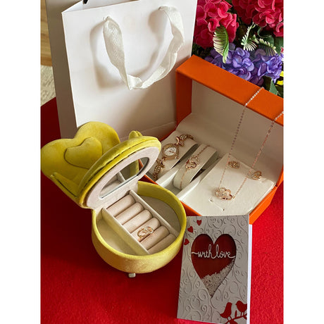 Hot Valentine's ladies gift set Luxury & Romantic Gift Box For Her