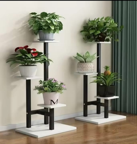 Luxurious Flower Stand Elegant Metal Display Shelf for Home Décor