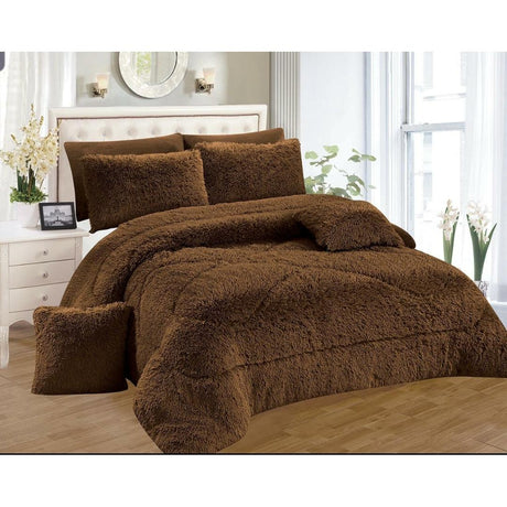 Fluffy Duvet Set (6x7) | Includes 4 Pillowcases & 1 Flat Bedsheet | Perfect For Cold Nights And Adding Style To Your Bedroom