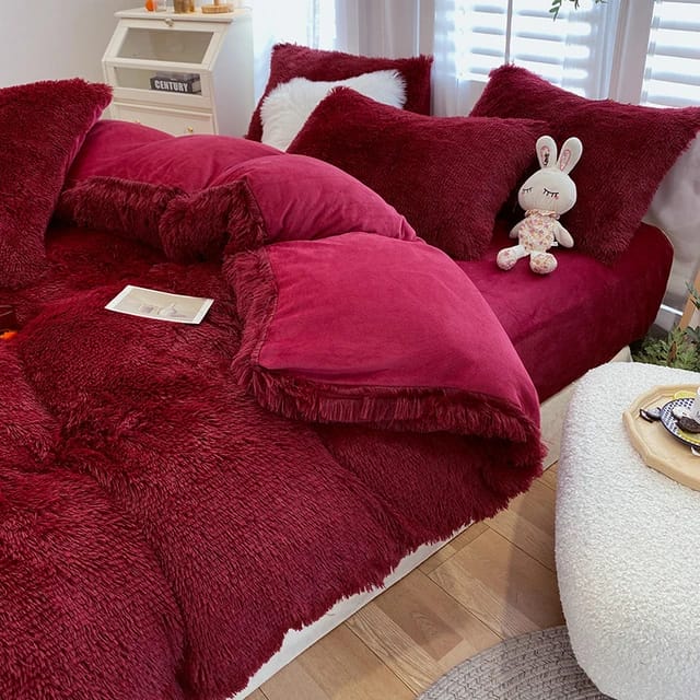 6 Piece Luxury Velvet Plush Fluffy Duvet Set Soft Fleece Bedding with Pillowcases & Bedsheet