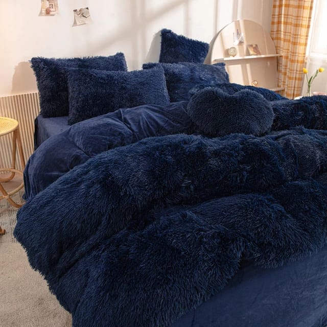 6 Piece Luxury Velvet Plush Fluffy Duvet Set Soft Fleece Bedding with Pillowcases & Bedsheet