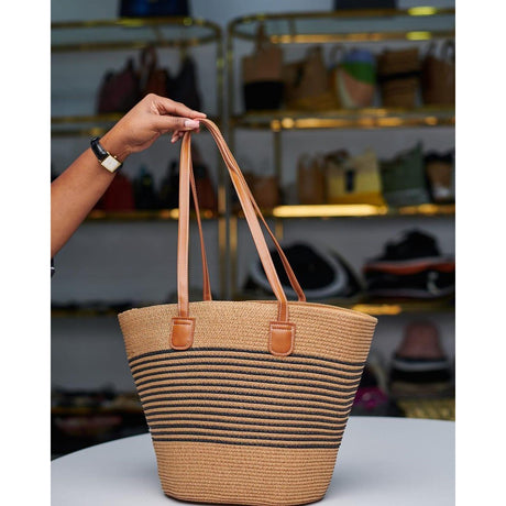 Vintage Papyrus Straw Woven Beach Bag Chic Design with Leather and Cotton Lining, Ideal for Work, Picnic, Travel, and Beach