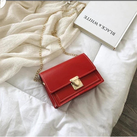 PU Leather Sling Bags with Chain Straps |Stylish Crossbody Bag for Women, Available in Black, White, and Green (17x13x6cm)