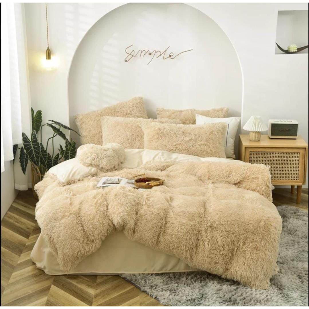 6 Piece Luxury Velvet Plush Fluffy Duvet Set Soft Fleece Bedding with Pillowcases & Bedsheet