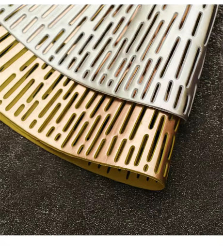 Radiating Line Pattern Round PVC Table Mats – 6pcs Set | Gold & Silver (38cm)