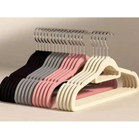 Luxury Velvet Anti-Slip Clothes Hangers – 10pcs with Silver Hook (41.5cm) Hangers & Hooks Hangers