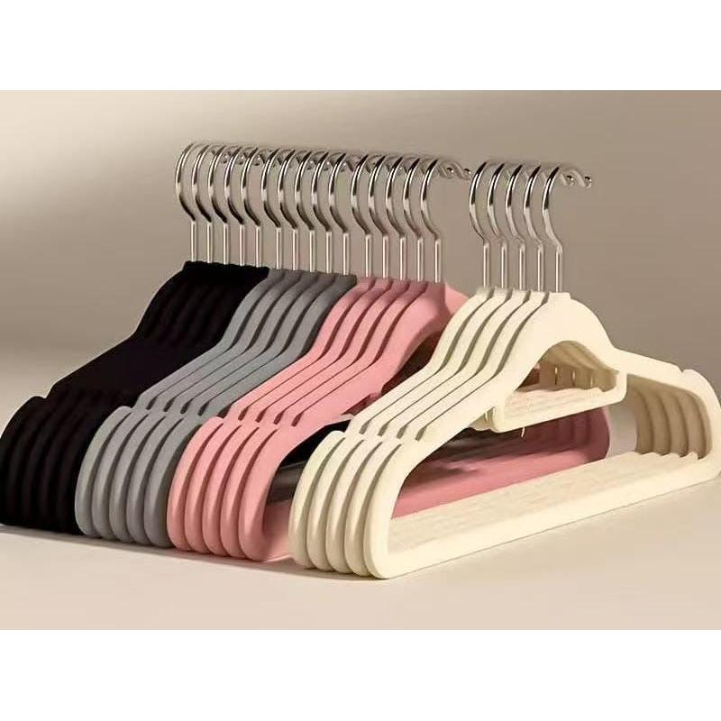 Luxury Velvet Anti-Slip Clothes Hangers – 10pcs with Silver Hook (41.5cm)