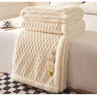 Luxury Velvet Fleece Blanket 200 x 150cm for Warmth and Comfort Fleece blanket Blankets