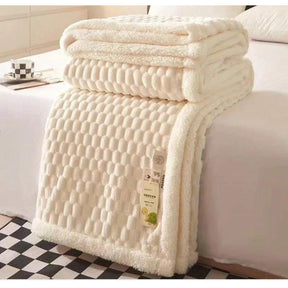Luxury Velvet Fleece Blanket 200 x 150cm for Warmth and Comfort Fleece blanket Blankets