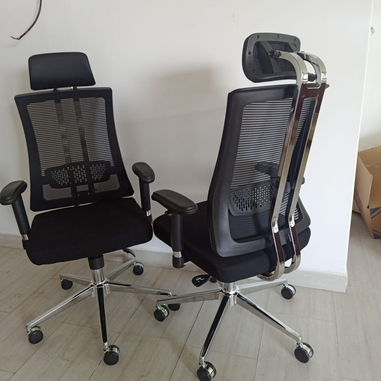 Orthopedic Mesh Office Chair with Adjustable Armrests and Headrest