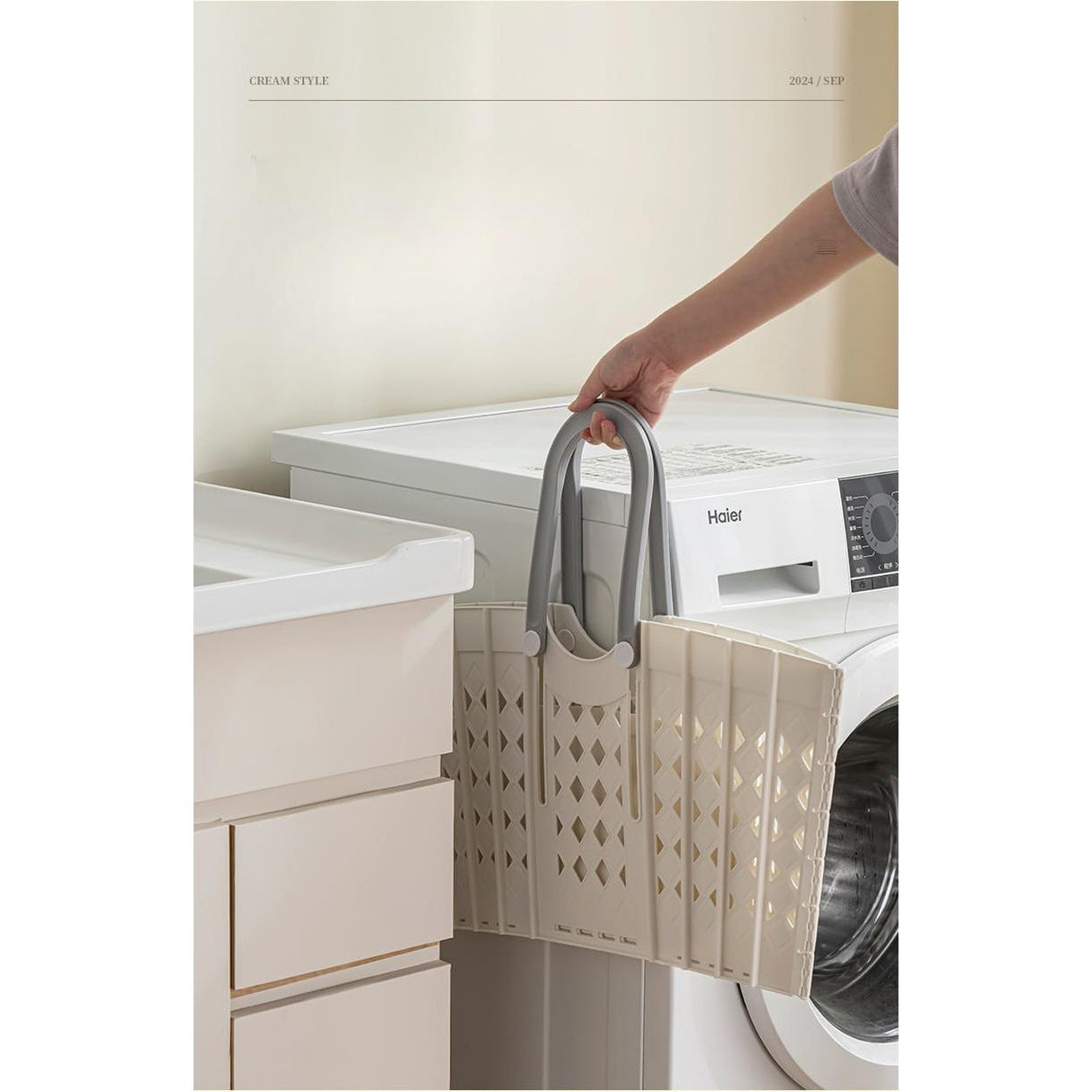 Plastic Handheld Folding Dirty Clothes Basket Portable Clothes Storage Basket For Laundry Room | 48 cm x 29 cm x 29.5 cm | Laundry Room Use