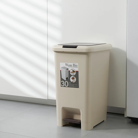 Quality Pedal Push Dustbin for Home and Office Waste Management