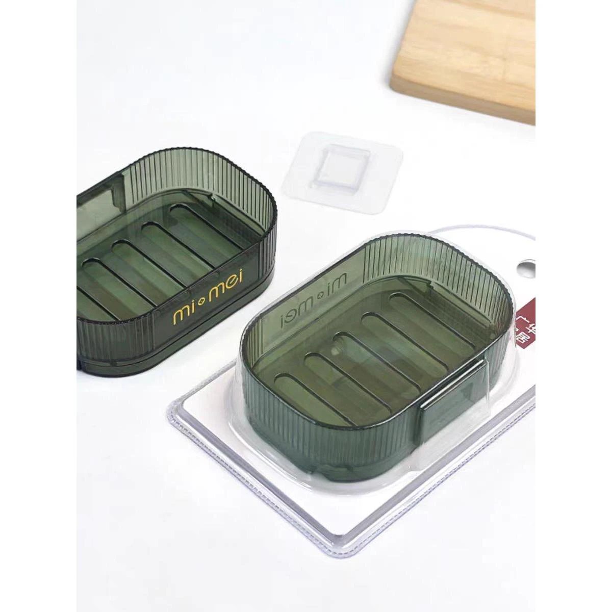 Quality Wall Mounted Soap Dish Acrylic with Removable Draining Rack, Self Adhesive Installation Bathroom Soap Dishes & Holders