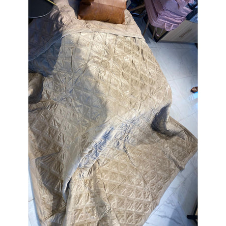 Quilted Comforter Set 220x240cm with 2 Pillowcases for Cozy and Elegant Bedding