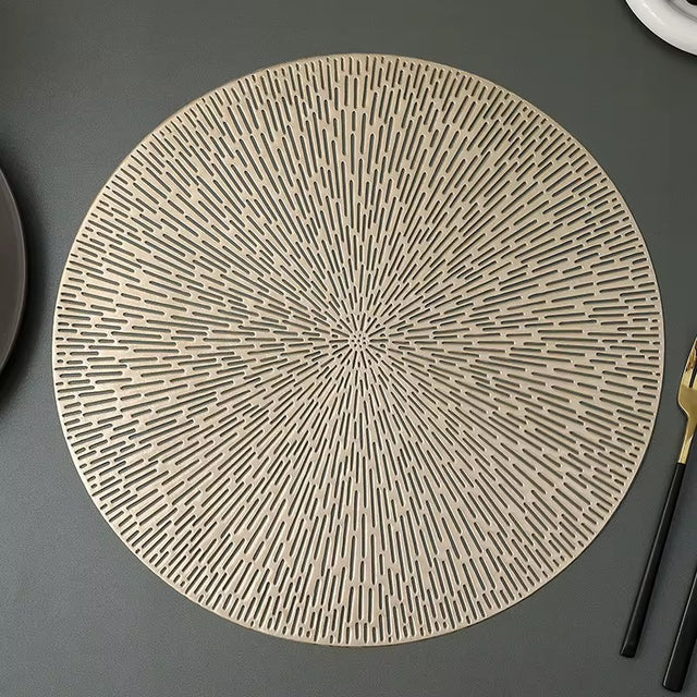 Radiating Line Pattern Round PVC Table Mats – 6pcs Set | Gold & Silver (38cm)