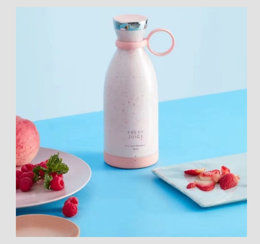 Furaha Finds Electric Juicer Mini Portable Blender 350ml capacity, USB rechargeable, multifunctional juice maker & smoothie mixer for home, office, and travel.