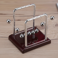 Newton's Cradle Pendulum Balance 5 Steel Balls Chrome Frame Mahogany Base Home & Garden Executive Toys