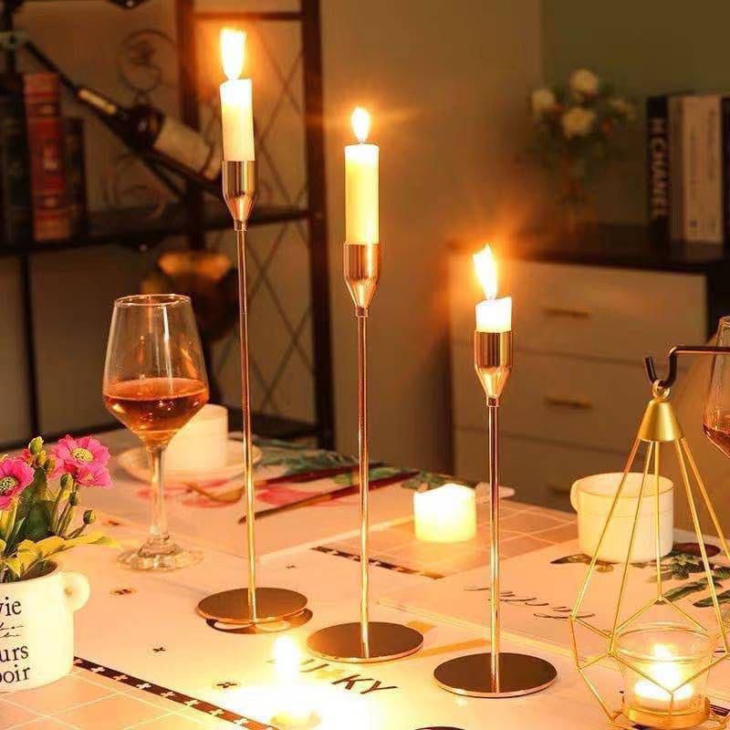 Set of 3 Luxurious Metallic Candle Holders in Different Sizes