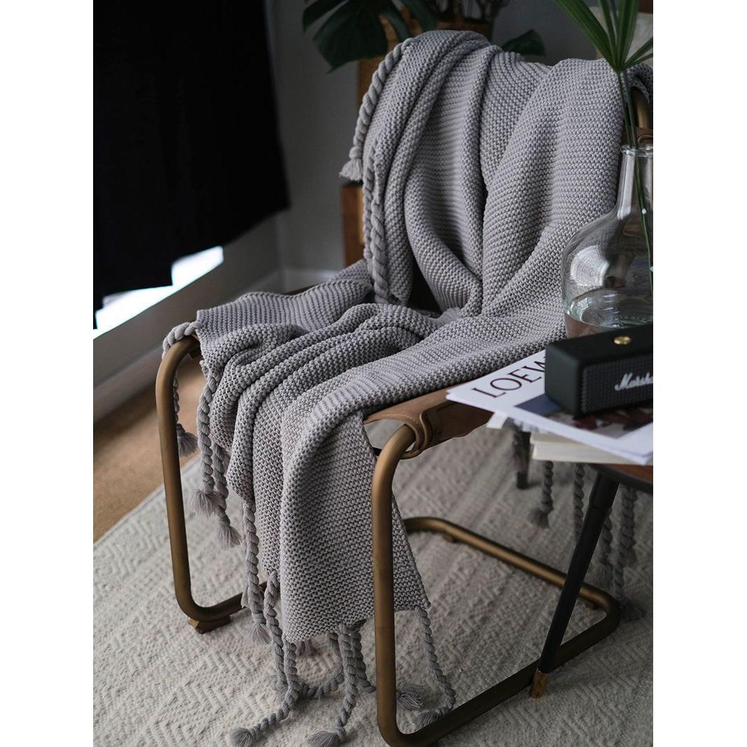 Super Soft Knitted Throw Blanket with Tassels 170x130cm Acrylic Fiber