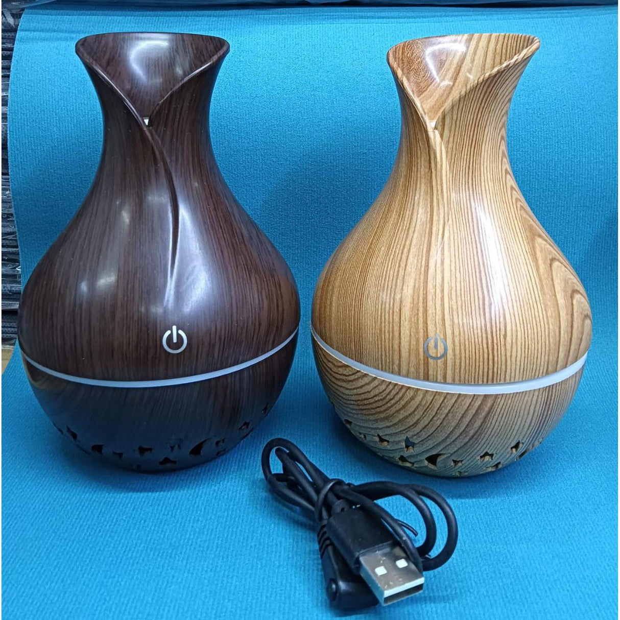 Ultrasonic Cool Mist Aroma Humidifier – 130ml Moon & Star Design with USB Diffuser for Home or Car