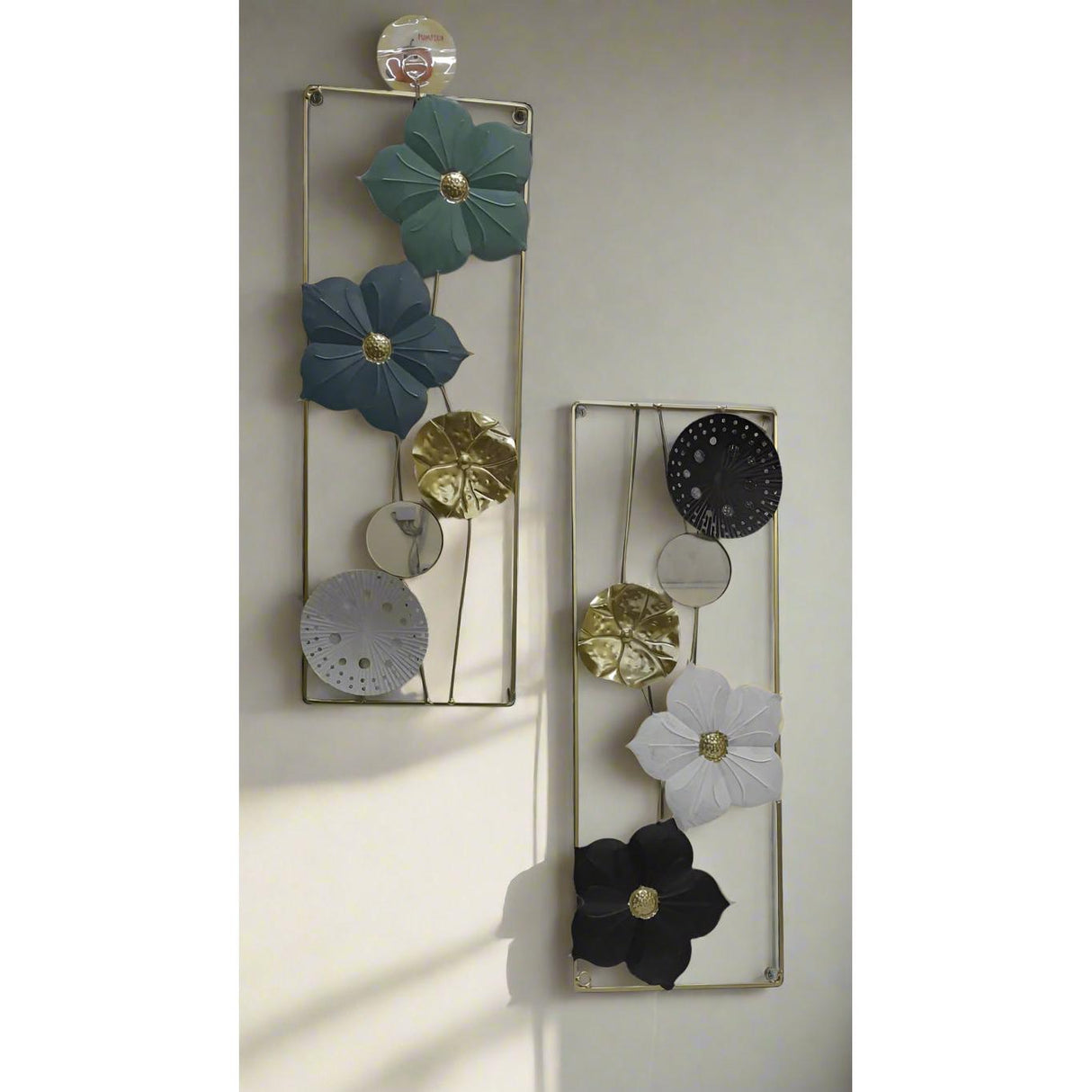 Wall Hanging Gold-Plated Metallic Flower Decoration