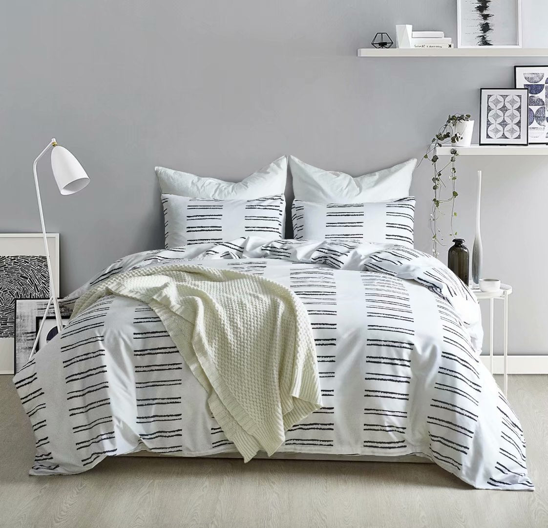 Extra King Size 7 ft x 8 ft Duvet Cover Set  |Soft Cotton Blend Fabric, Includes 2 Pillowcases | Ideal For Master Bedrooms and Large Beds