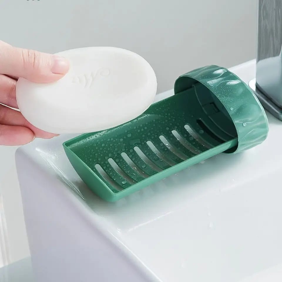 Furaha Finds Transparent Travelling Soap Dish Container with easy drainage. Thickened, impact-resistant, and compact for travel, gym, and home use