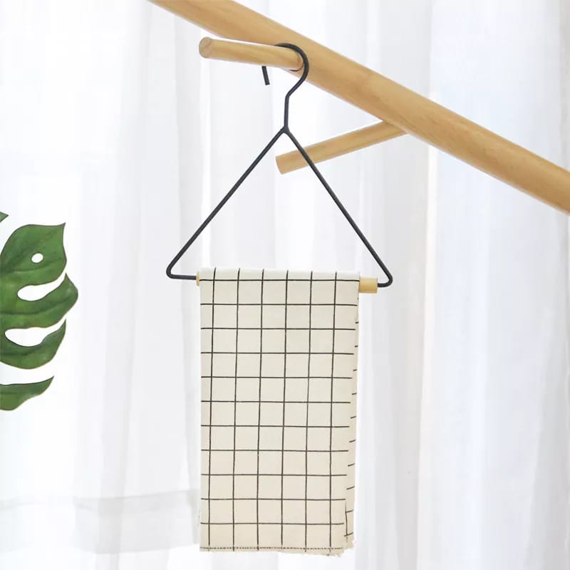 Multifunctional Nordic Geometric Design Wood & Iron Towel Storage Rack (Black)