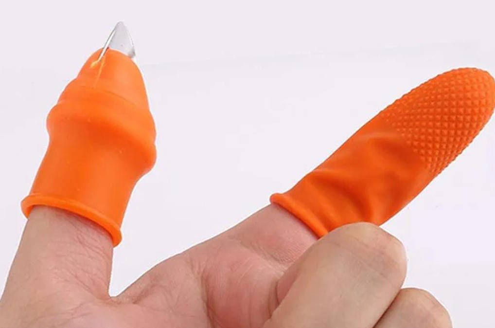 Furaha Finds Silicone Thumb Cutter with Finger Protector