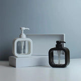 500ml Refillable Liquid Soap Dispenser High Quality Plastic Black White Bathroom Kitchen Home & Garden Soap & Lotion Dispensers