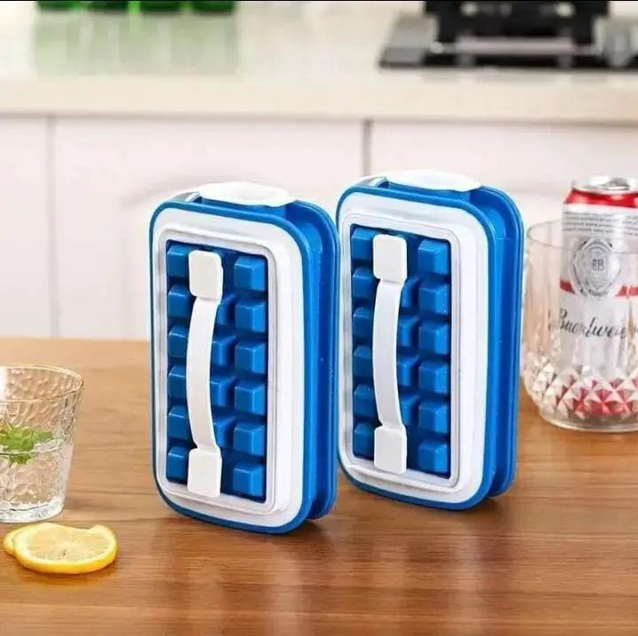 Silicone Ice Cube Mould 36-Cube Portable Kitchen & Storage Ice Cube Trays